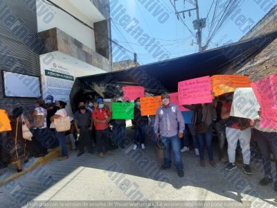 Protestan Padres De Familia En Oficinas De La Seg Piden Maestros Para